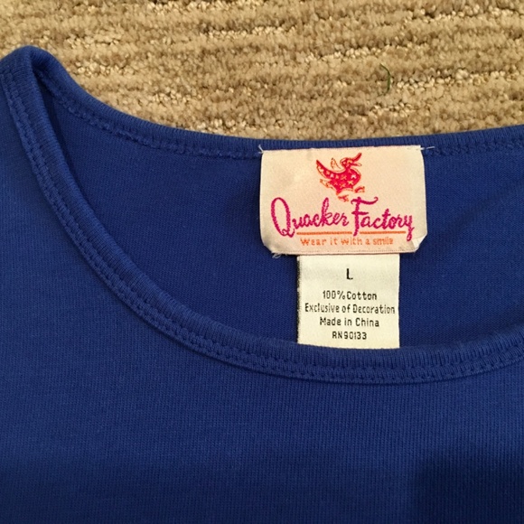 Quacker Factory Blue Christmas Top Size L - Picture 2 of 8